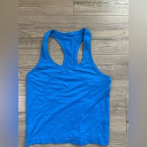 Lululemon size 6 blue tank